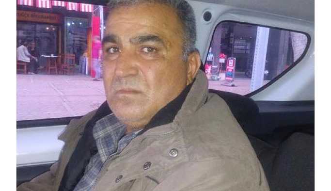 Sekiz yıldır aranan dolandırıcı kendisini yakalayan polisleri tebrik etti!