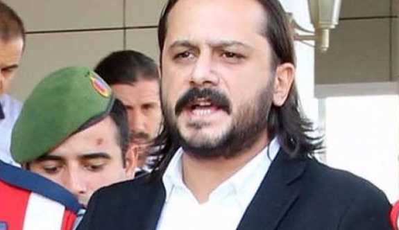 Yazar Emrah Serbes hastaneye alkollü gitmiş