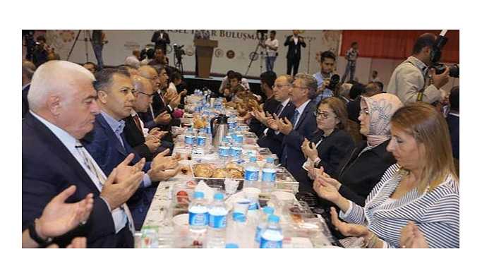 AKP'li anne-kızın 'başarı' öyküsü; 20 milyon kazandılar!