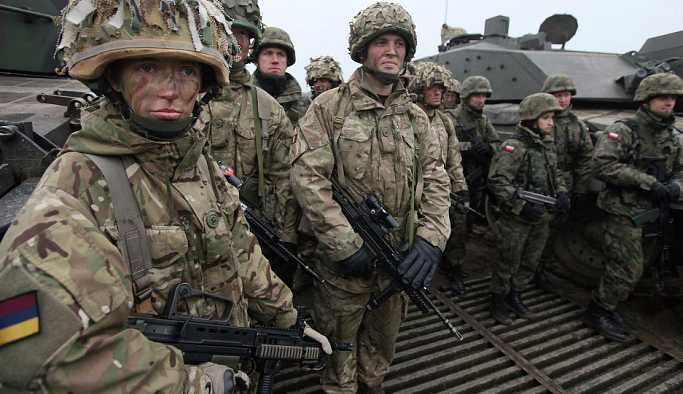 NATO, 2018'de Afganistan'daki asker sayısını 16 bine çıkaracak