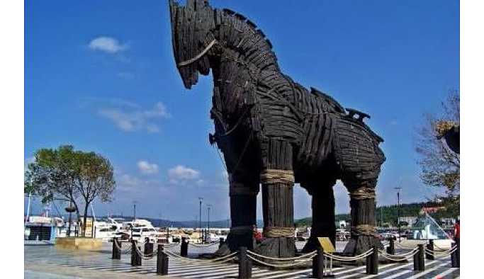 Truva Atı'ndan düşen vatandaş hayatını kaybetti