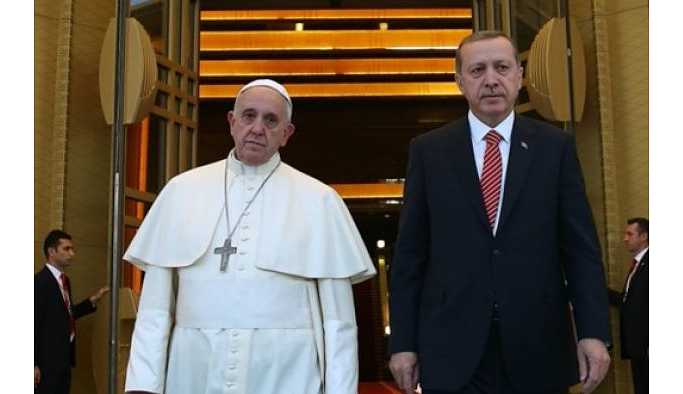 Cumhurbaşkanı Erdoğan, Papa ile telefonda görüştü.