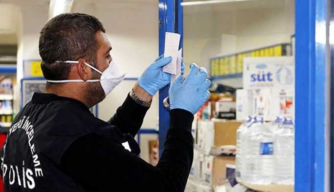 İnternetten aldığı pompalı tüfekle marketi soydu