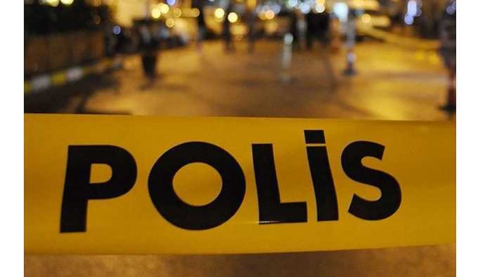 Kağıthane'de polis ile gasp şüphelileri arasında çatışma