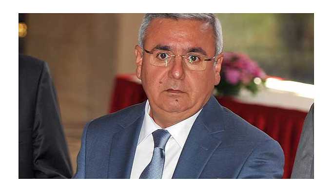 Metiner; "Abdullah Gül'ü her türlü eleştiririm. Lakin ona asla 'it' demem."