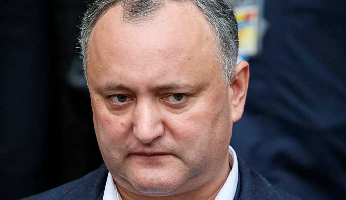 Moldova Devlet Başkanı Dodon'un yetkileri askıya alındı
