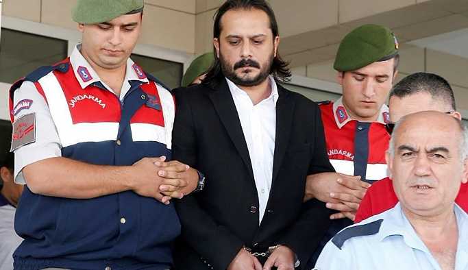 Emrah Serbes hakkında yeni bir dava daha açıldı.