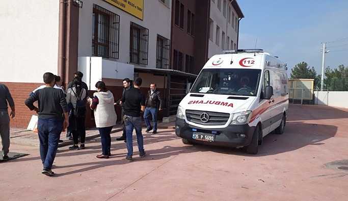 İzmir'de okulda doğalgaz patlaması:1 ölü, 4 yaralı