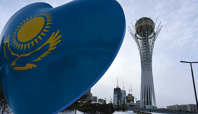 Kazakistan’da pasaport ve kimlikler Latin alfabesiyle çıkarılacak