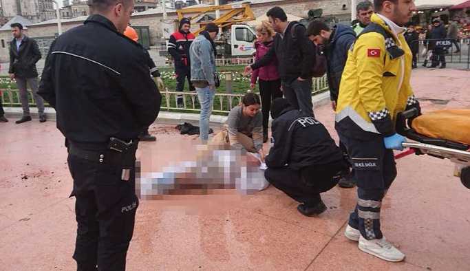 Taksim Meydanı’nda kendini yaktı!