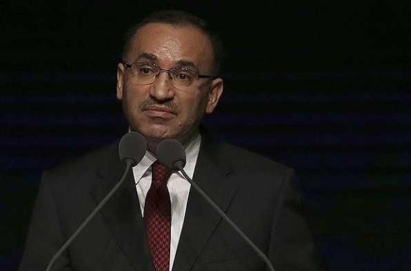 Başbakan Yardımcısı Bozdağ: Din anlatanlar, kendinizi tüccarlara kullandırmayın