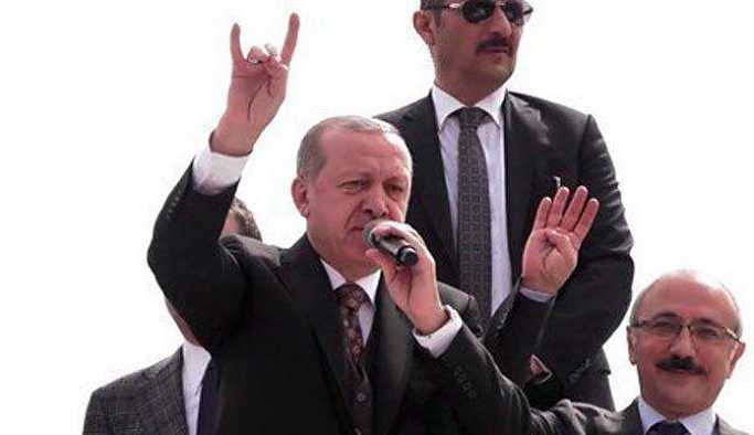 Erdoğan'dan 'bozkurt' işareti: Afrin'e girdik giriyoruz