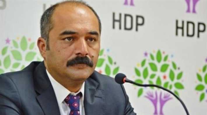 HDP milletvekili Berdan Öztürk hakkında yakalama kararı verildi