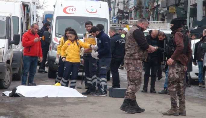 Kars'ta kent merkezinde çatışma