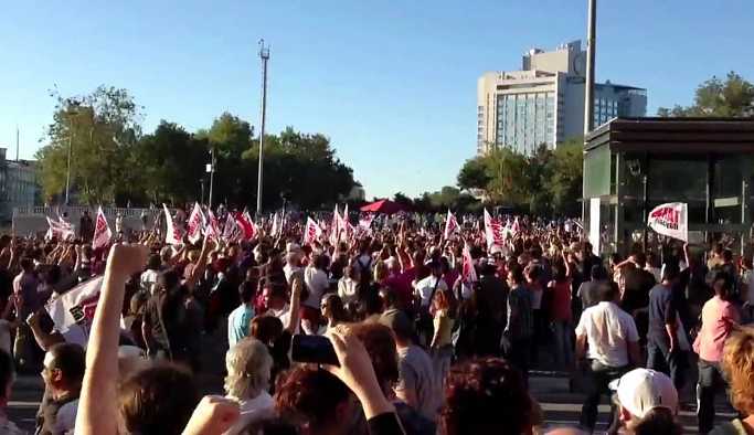 TRT'nin yasaklı şarkılar listesinde 'Direndikçe' de var