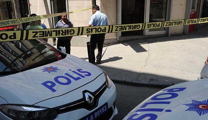 Banka soyarken ciddiye alınmadı, 'rahatsız ettim' diye özür diledi