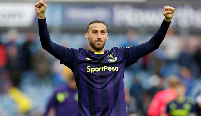 Cenk Tosuna Huddersfield kancası 9