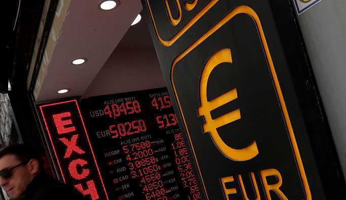 Dolar ve euro'da erken seçim havası