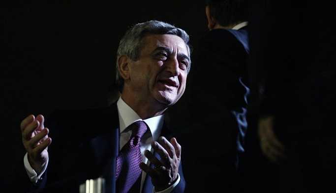 Eski Devlet Başkanı Sarkisyan, protestolara rağmen Ermenistan'ın yeni başbakanı oldu