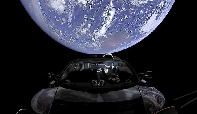 Uzaya gönderilen Tesla'ya Türkiye'de üretilen parça takılmış