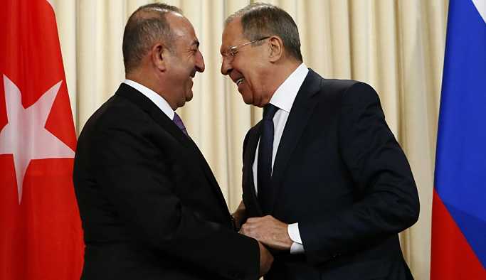 Çavuşoğlu'ndan Lavrov'a tebrik telefonu