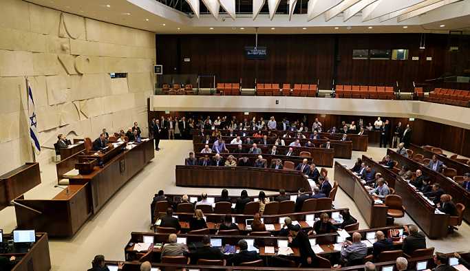 İsrail'i 'Yahudi devleti' olarak tanıyan yasa tasarısı ilk oylamadan geçti