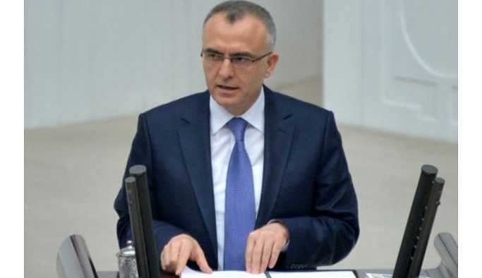 Maliye Bakanı, Ertem ve Çetinkaya'yı düzeltti: Akaryakıtta indirim yok