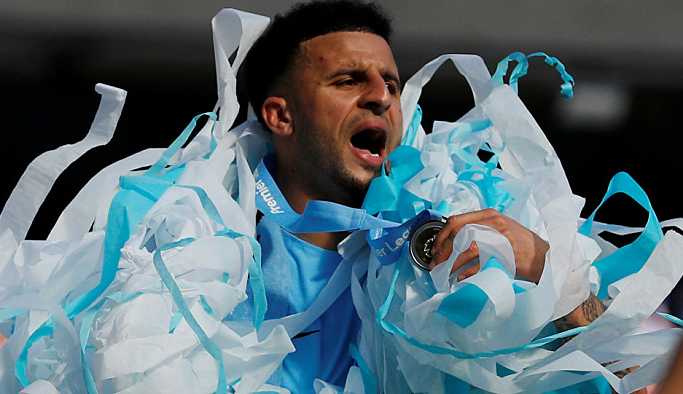 Şampiyon Manchester City galip gelemedi