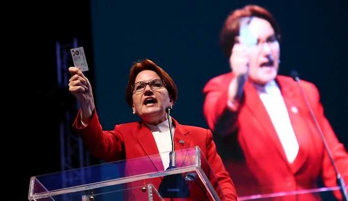 Ahmet Hakan: Yatın kalkın Akşener'e dua edin