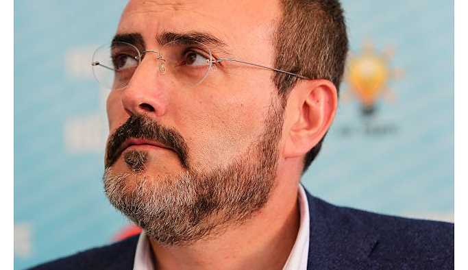 AKPli Ünal: Adile Naşit'e bir şey söylemem mümkün mü?