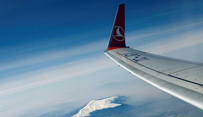 Kuyruğu piste sürten THY uçağı İstanbul üzerinde 3 saatte 26 tur atarak indi 96