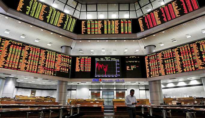 Yolsuzluk soruşturmasının sürdüğü Malezya'da Merkez Bankası Başkanı istifa etti