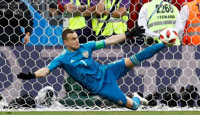 Akinfeyev, Rusya'yı çeyrek finale taşıyan kurtarışı önceden çalışmış