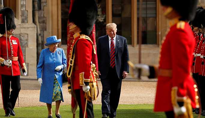 Beyaz Saray: Trump-Putin zirvesi planlandığı gibi yapılacak