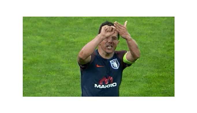 Emre Belözoğlu, futbolu bırakıyor