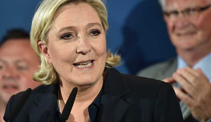 Le Pen'den NATO'ya: Rusya üyeliğe davet edilmeli