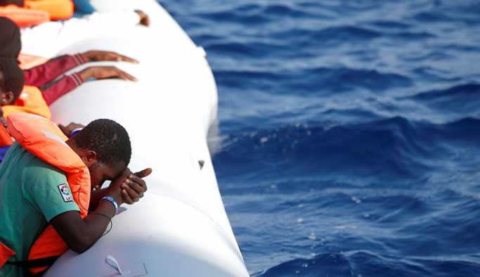 Libya açıklarında 165 sığınmacı kurtarıldı