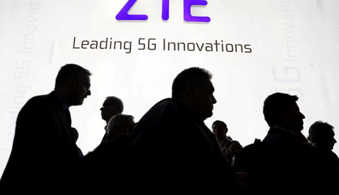 ABD'de Demokratlardan, üyelerine 'ZTE ve Hawei kullanmayın' uyarısı
