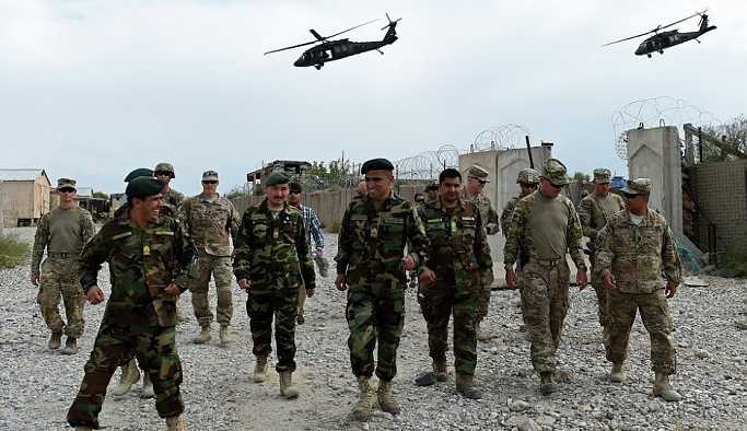 Afganistan 26 yıl sonra hava sahasının kontrolünü sağladı