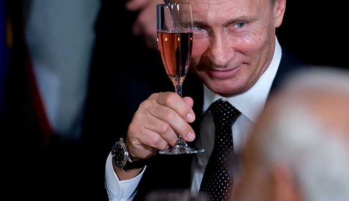 Avusturya basınına göre, Putin'in Batı'da popüler olmasının 3 nedeni var