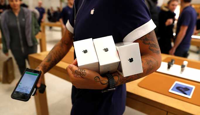 Besmeleli, kullanılmış, boykot niyetine satılık iPhone Besmeleli, kullanılmış, boykot niyetine satılık iPhone