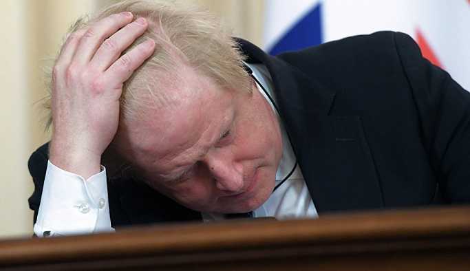 Boris Johnson'a 'peçe' incelemesi