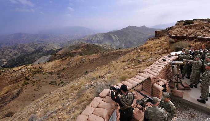 Çukurca'da PKK saldırısı: 1'i ağır 6 asker yaralı
