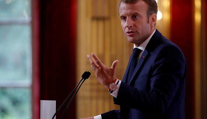 Macron: Kimyasal silah kullanılırsa Suriye'ye yeni saldırılara hazırız