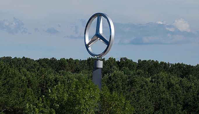 Mercedes'ten 'İran'la faaliyetleri durdurma' kararı
