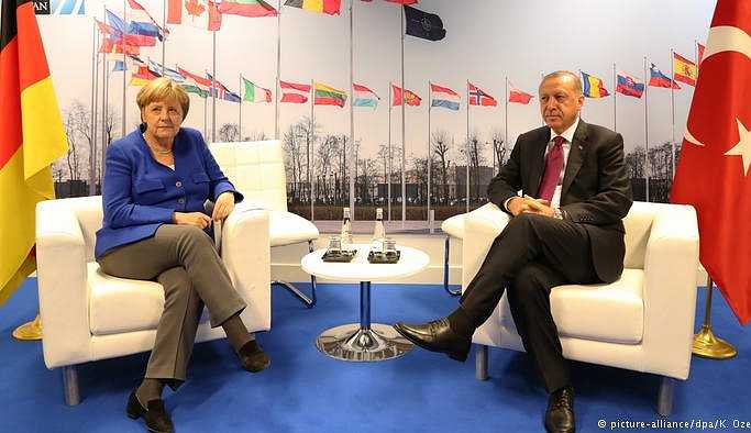 Merkel ile Erdoğan "görüş ayrılıklarını" ele alacak
