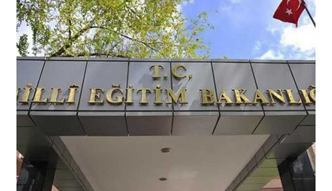 'Milli Eğitim Bakanlığı bütçesinden 2 milyar TL kesildi'