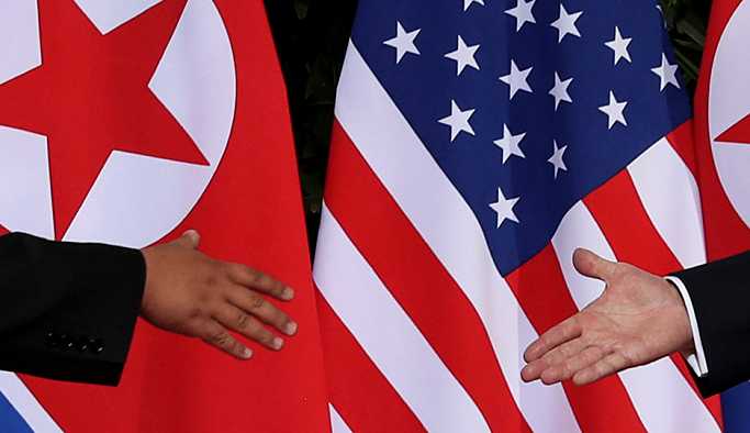 Pompeo, Trump'ın Kim'e yazdığı mektubu Kuzey Koreli mevkidaşına teslim etti