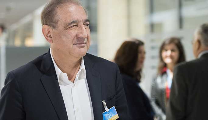 Suriyeli muhalif lider, Suriye hükümetine tüm muhalif gruplarla buluşma çağrısı yaptı