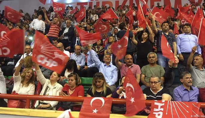 Yeni CHP MYK yarın toplanıyor
